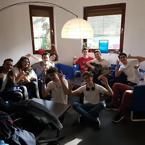  Hostel Popcorn Romania